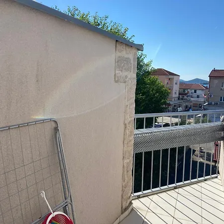 Apartment Levantara
